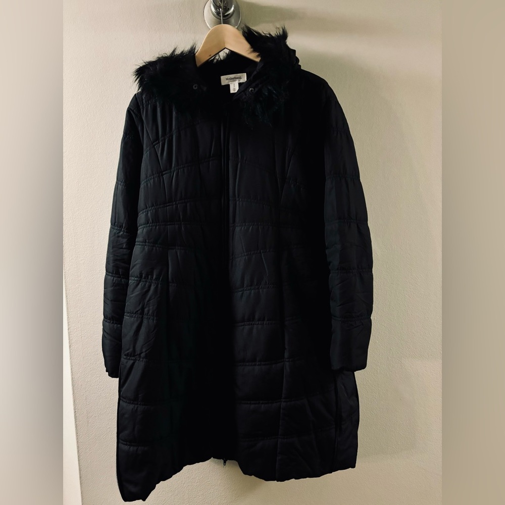 Motherhood Maternity winter coat with faux fur trim, hooded, size M